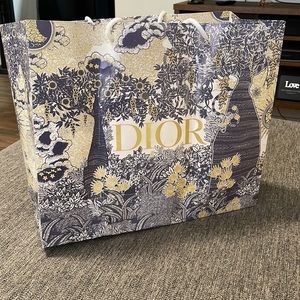 Diorcat slide in the color white lambskin